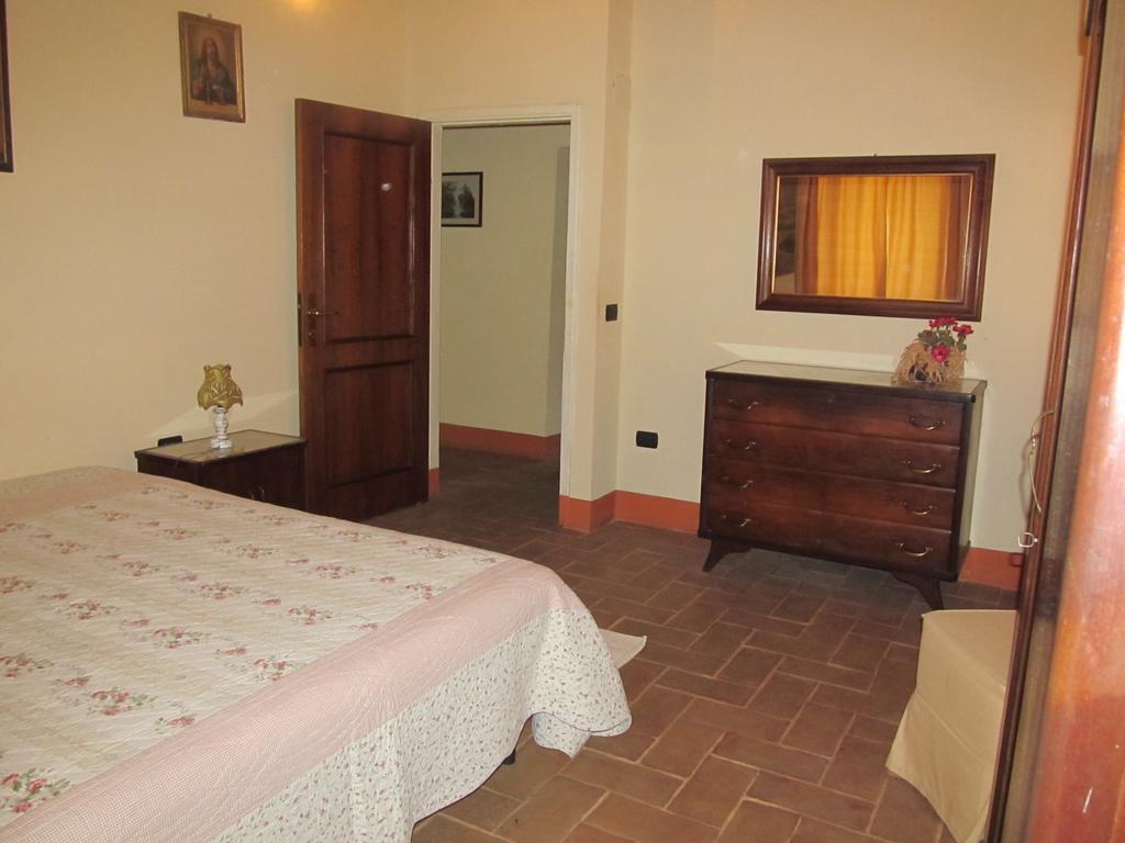 Podere Campovecchio Rapale Habitación foto